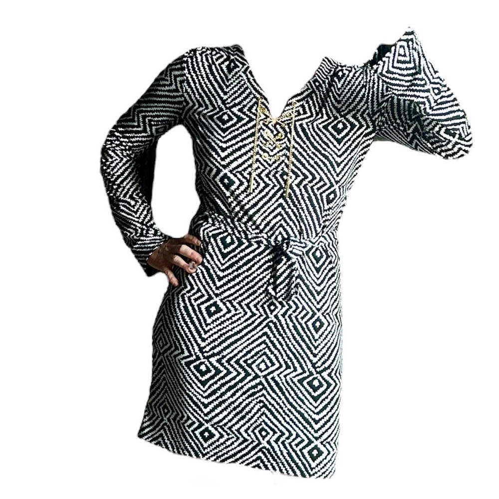 MK Geometric Print Dress Lace Up Gold Chain